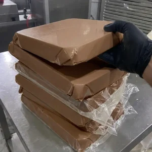 خرید شکلات تخته ای فندقی فله